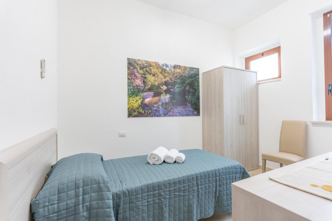 Hotel Dei Tacchi Osini エクステリア 写真